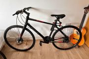 Mint condition Fuji Absolute 1.9 men's Hybrid Bike and Abus Locks