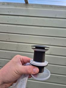 sink plug pop-up black new in the box x2
