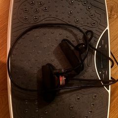 Vibration plate exercise machine
