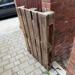 Free Euro pallet, collection only
