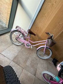 Girls bike with basket 18 inch