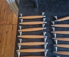 handles