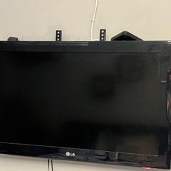 32 inch LG tv