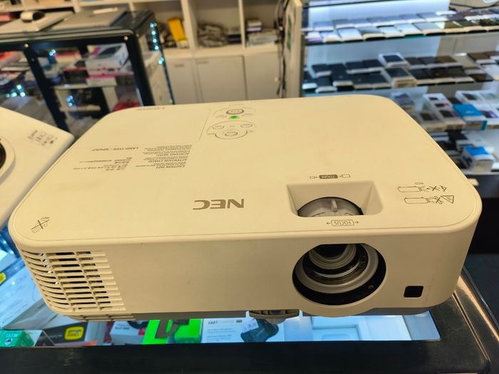 NEC ME301X 3000 Lumens 2X HDMI VGA XGA Office Home 3LCD Projector (Lamp Hours: 835)