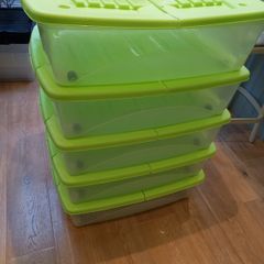 Plastic Storage Box Stackable with rollers X 5