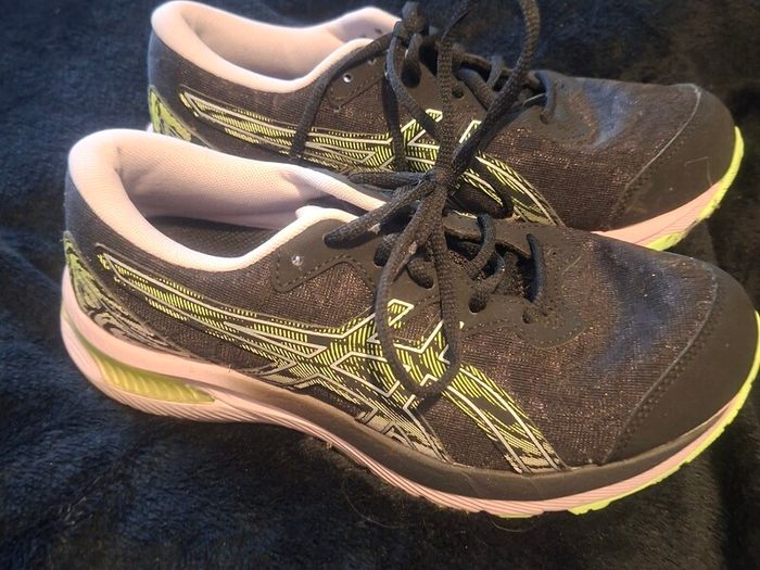 Asics Runners
