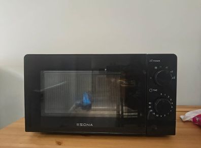 Microwave oven