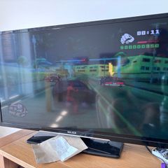 TV (television) Walker