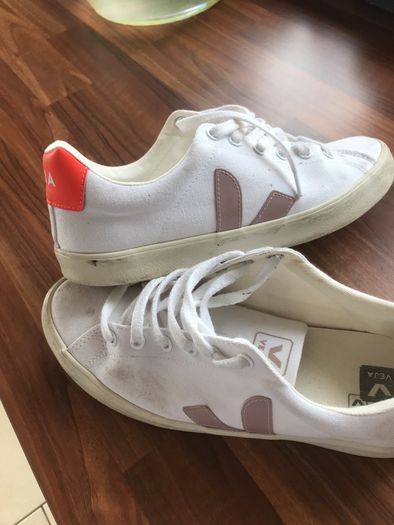 Veja womens