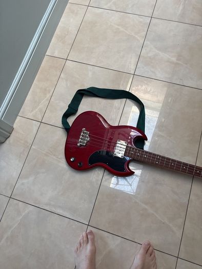 epiphone bass guitar