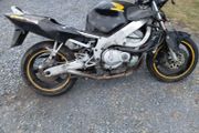 cbr 600f 2000 also virago 250 2000 breaking only
