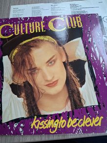 Culture Club - Kissing to be Clever