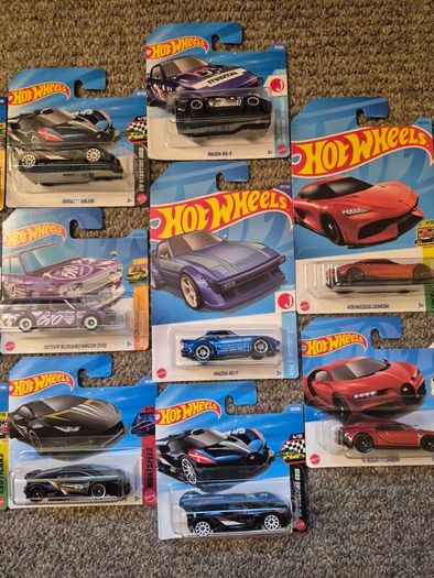 Hot Wheels Lamborghini Formula 1 Bugatti Mazda Koenigsegg Audi Knight Rider