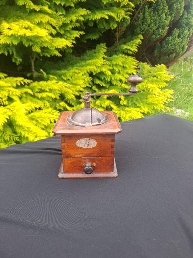 Old wood coffee grinder postage possible