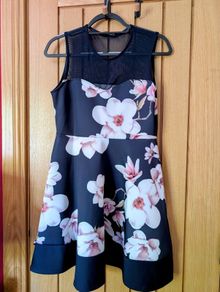 Floral print QUIZ Dress size 14 uk