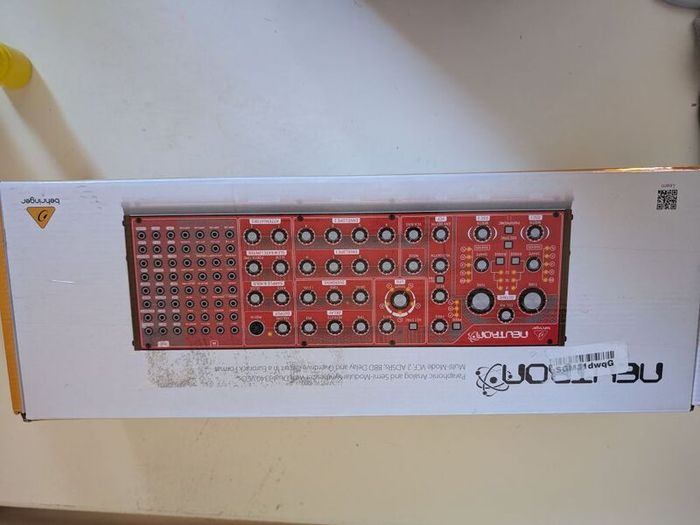 Behringer Neutron