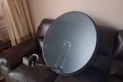 80cm Satellite Dish with Labgear Quad LNB Never Used