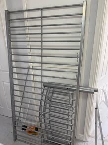 Single metal bedframe