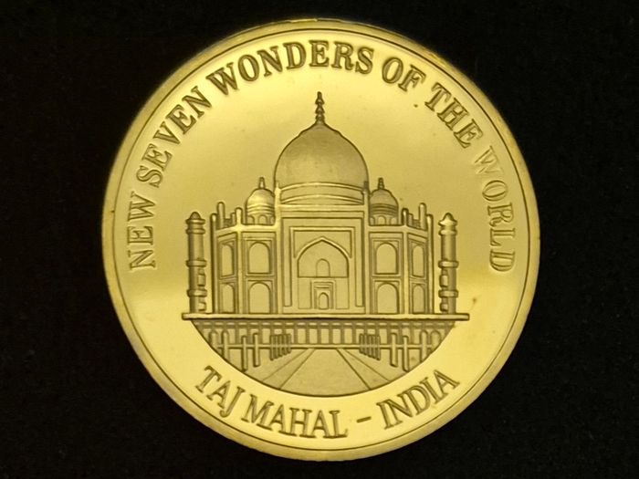 New seven wonders of the world, full set. Commerative coins.
