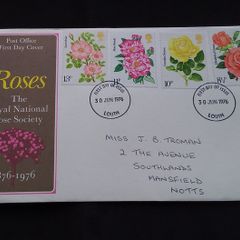 Great Britain Stamps : Roses : The Royal National Rose Society 100th Anniversary , First Day Cover - 1976