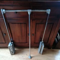 Pull Down Clothes Rail