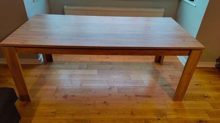 Extendable Dining Table - 1 Year Old, Great Condition!