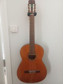Vintage Aria AC8 classical guitar