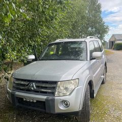 Pajeros for breaking 3.2 + repaires