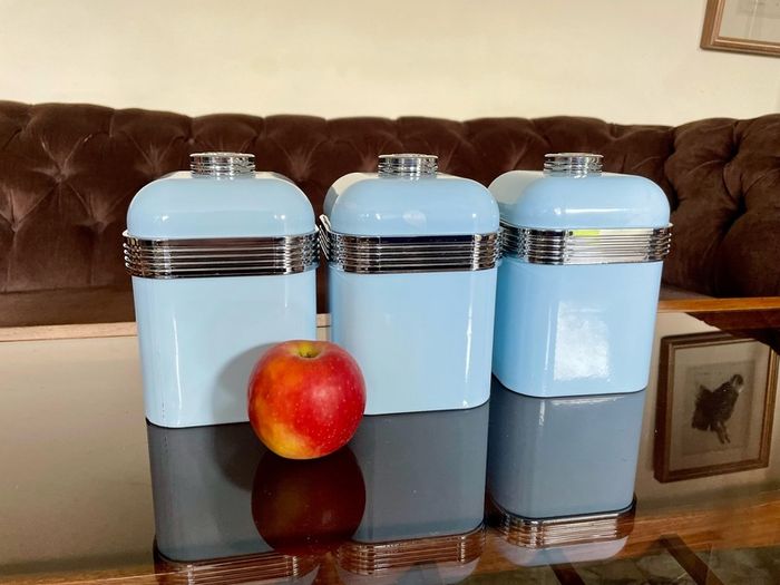 3 Swan Retro Enamel Airtight Storage Containers Powder Blue 1 litre