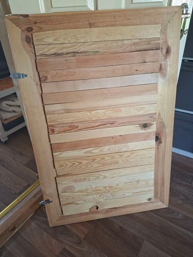 Corona Pine Solid Wood 2 Door Bookcase