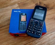 Nokia 100 - Boxed, Charger & Earphones