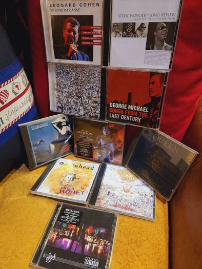 CD's Bundle Michael Jackson, Metallica, Scorpions, Queen, Greenday, Radiohead Etc