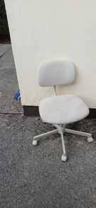 Desk swivel chair