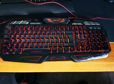 Cheap Light Up Gaming keyboard