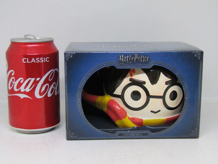 Harry Potter Quidditch Team in Training Mug Official Merchandise Gift  Novelty Collectible From Penneys Primark Home   Post 4.50 euro    Make sure to click follow user so that way you will get a notification every time i list an new item