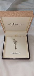 Mizanee Sterling Silver Hallmarked Heart Key Pendant (Boxed)