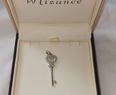 Mizanee Sterling Silver Hallmarked Heart Key Pendant (Boxed)