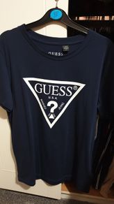 guess small navy t shirt
