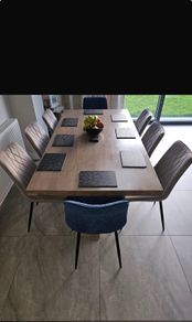 Solid Oak Table & Chairs