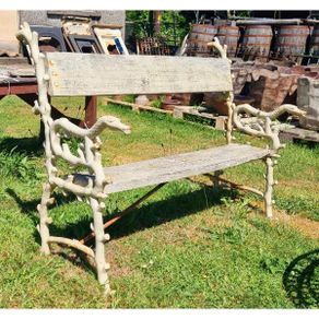 Bench Cast Iron and Timber Ornate Ends H23