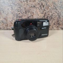 PENTAX ZOOM 60X 35mm film camera vintage point and shoot