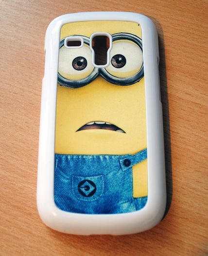 Minion cover case for any smartphone