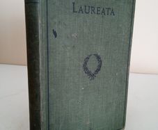 Laureata: A Book of Poetry for the Young Edited by Richard Wilson (GT670)