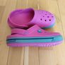 Girl's crocs Image 3