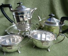 Vintage Sheffield Tea/Coffee Pots/Set Antique Silver Plate