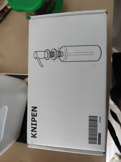 BNWT Knipen Soap Dispenser