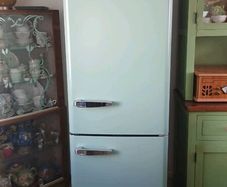 Retro style fridge freezer
