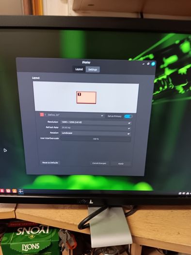 Dell monitors  30 euro each