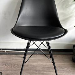 Dining chair