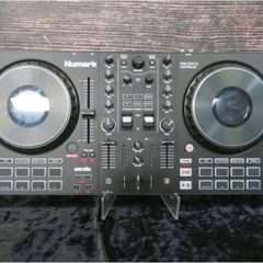 Numark Mixtrack Platinum